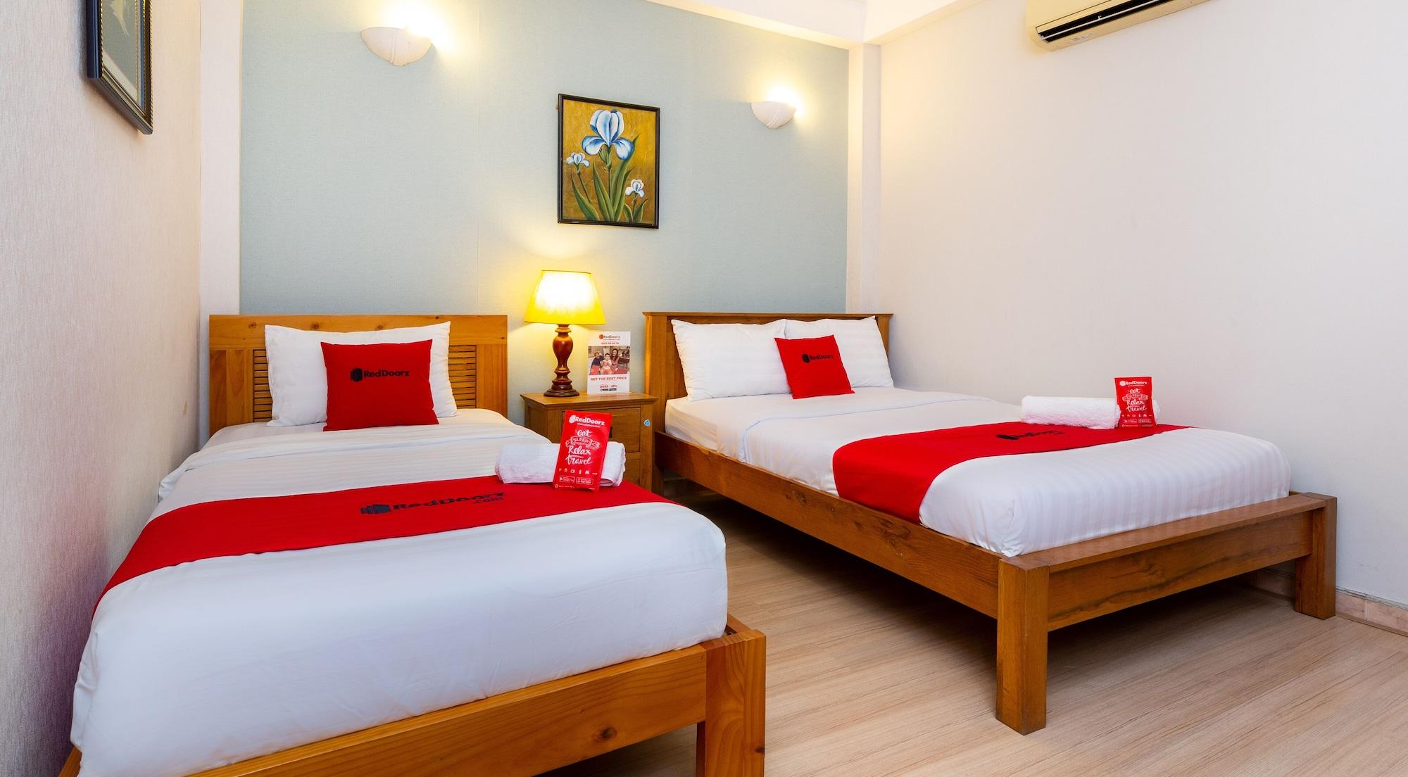 Khách sạn hẻo lánh Hanz Luân Vũ 2*